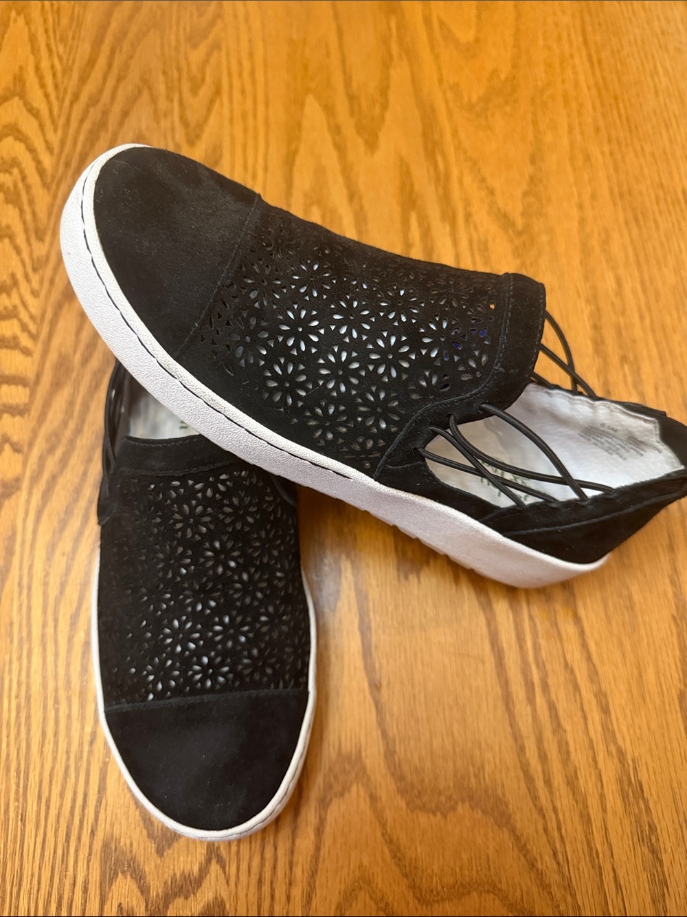 Jambu Erin Black Relax Foam Perforated Slip-On Sneakers